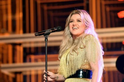 Kelly Clarkson